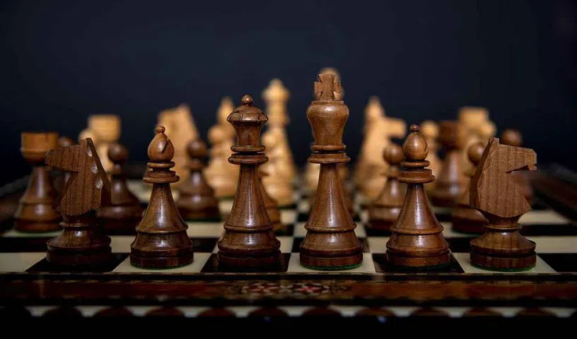 Chess-1-1_V_jpg--816x480-4g